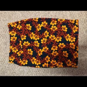 Nwot Cassie lularoe pencil skirt